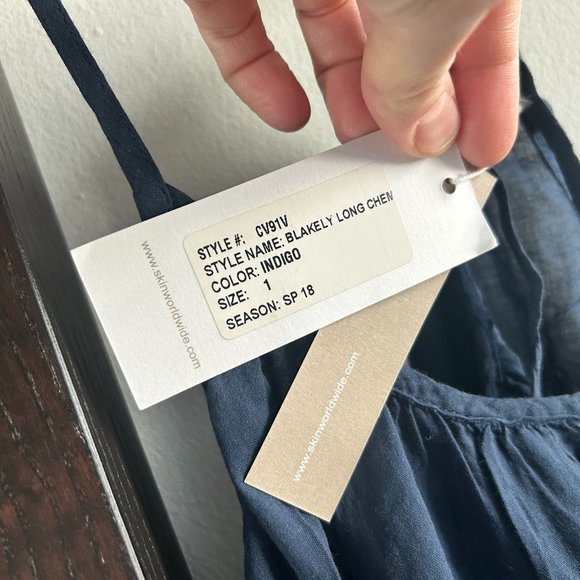 100% cotton Maxi- luxury Chemise by SKIN - Picture 5 of 6